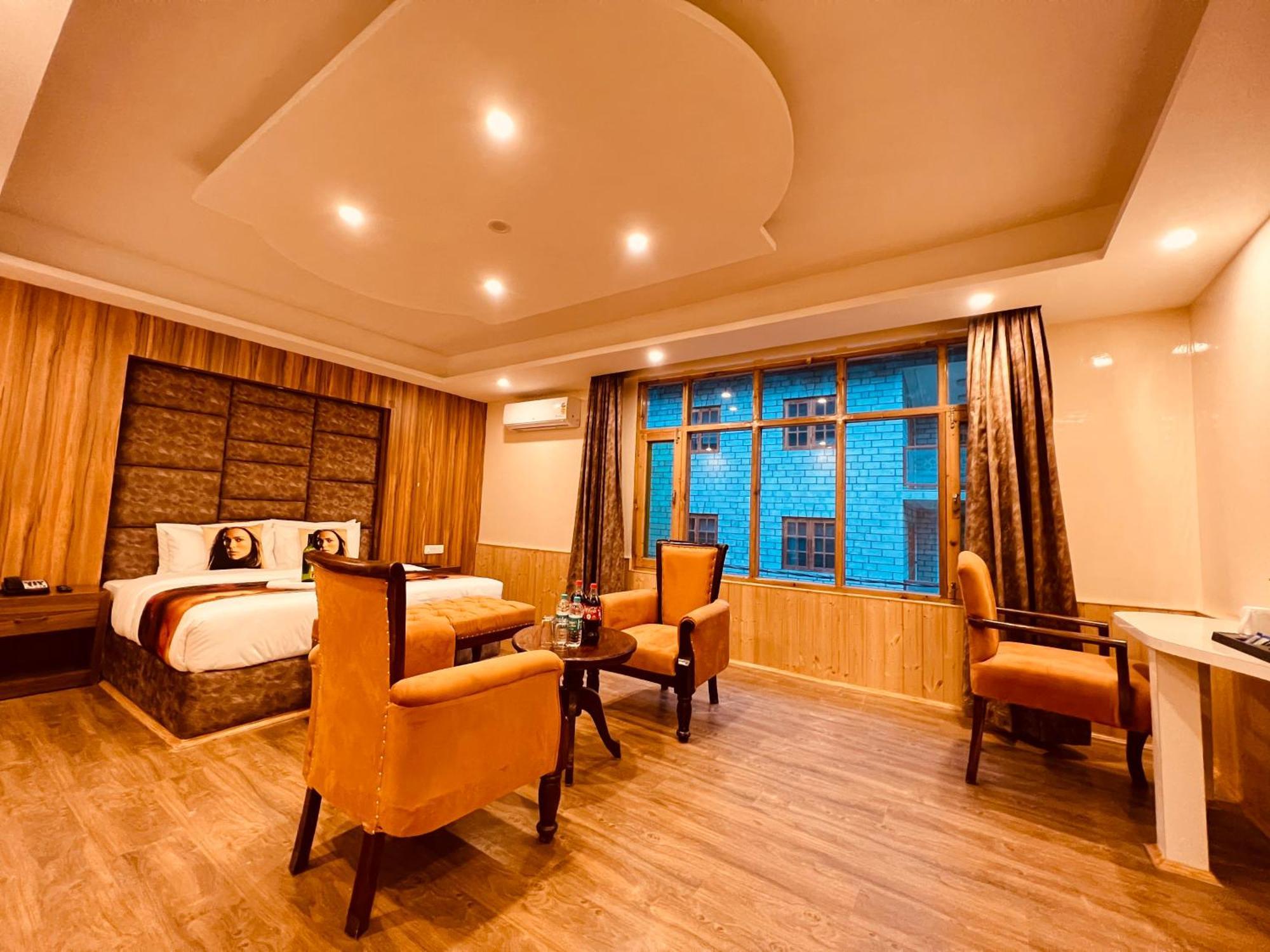 Hill River Resort By West Western Manāli Exterior foto
