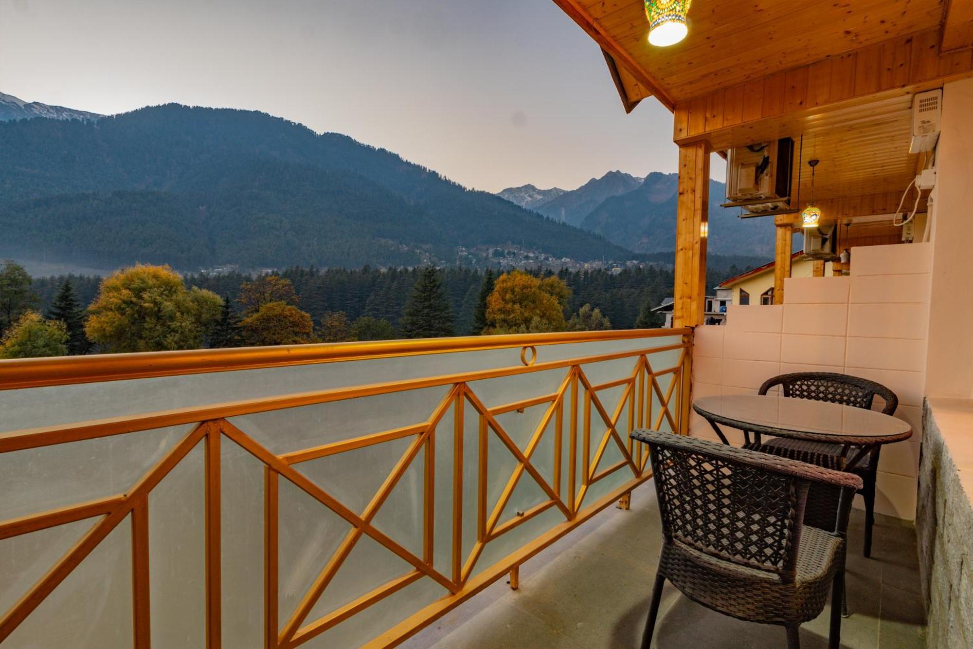 Hill River Resort By West Western Manāli Exterior foto